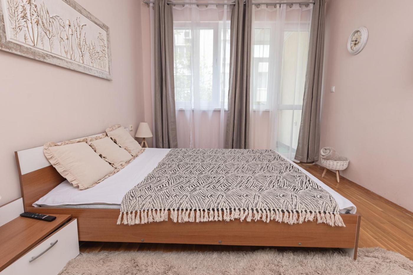 Sweet Home Varna Exterior photo